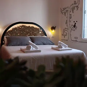  Bed & Breakfast Liotru Maisonne, With En-suite Bathroom And Shared Bathroom Italy