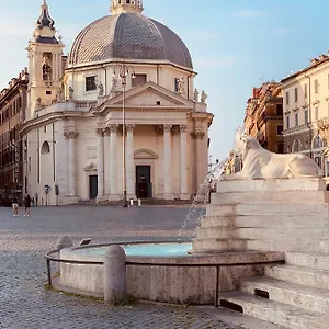 *** Bed and breakfast 900 Piazza Del Popolo Italia